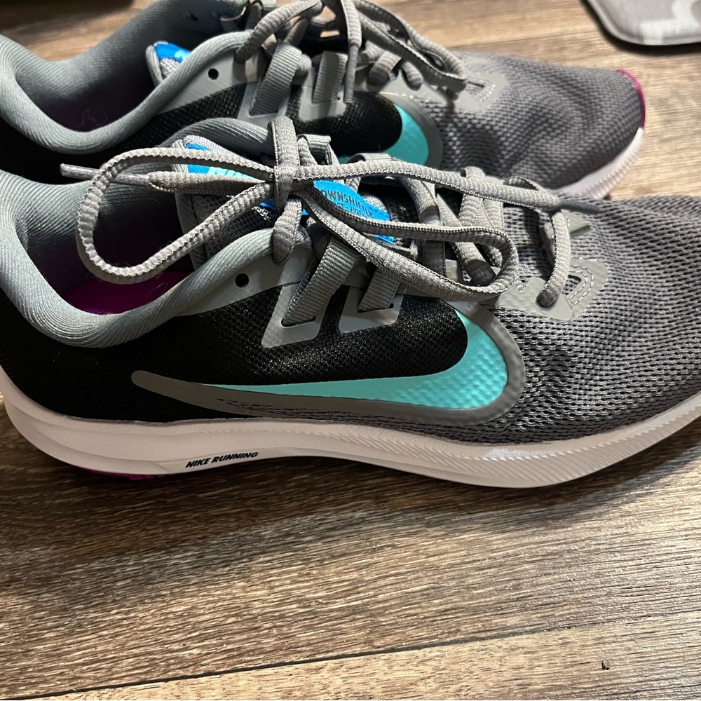 Nike Women's Downshifter running shoes size 8.5. Brand new! Perfect condition!